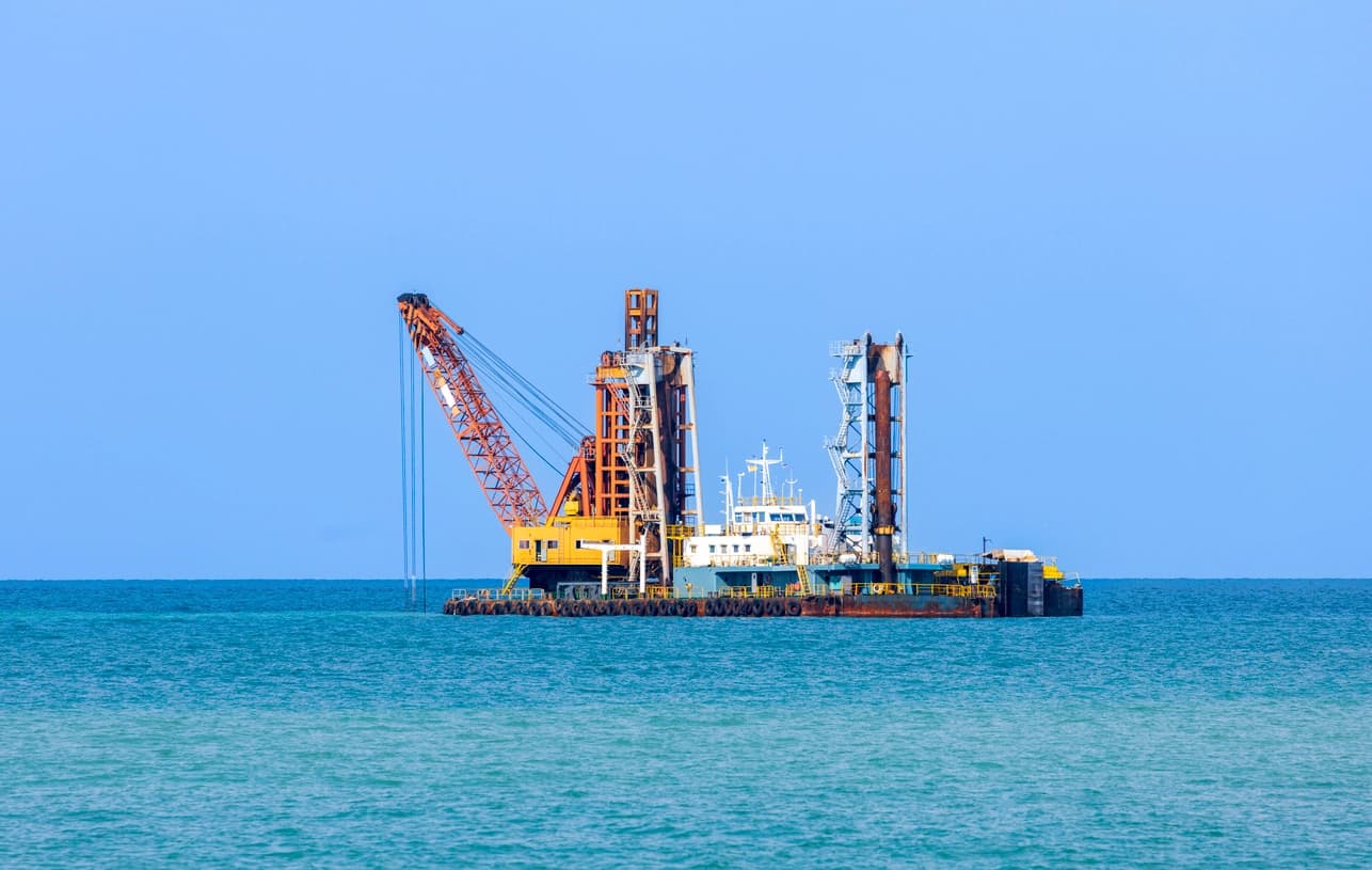 shipping by hydrogen